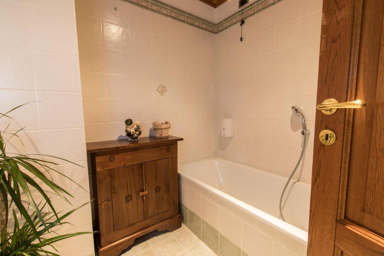 Le Jasmin Bed & Breakfast Aosta Eksteriør bilde